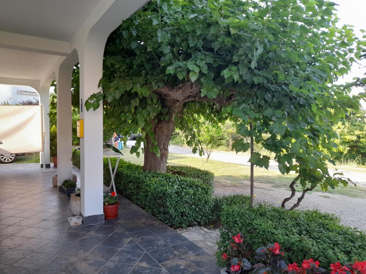Holiday S&M Lopar Kültér fotó